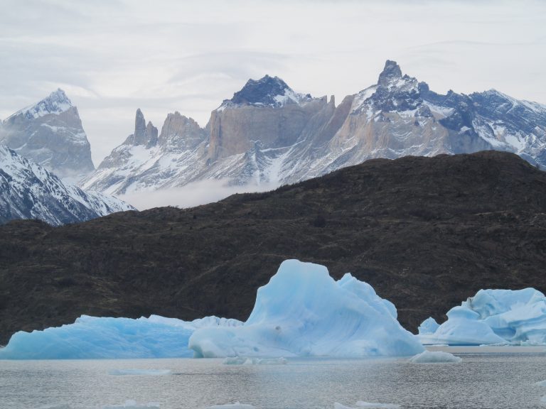 Punta Arenas – Puerto Natales